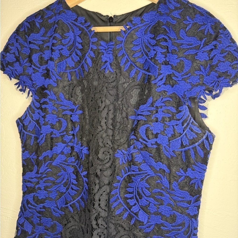 Tadashi Shoji Mandarin Empress Lace
Cocktail Dress Size 14 - Picture 3 of 7